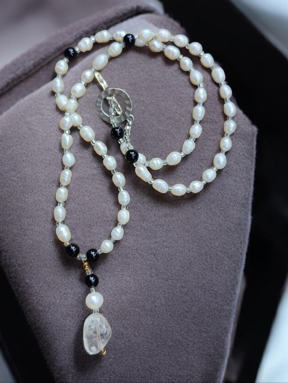 Gorgeous Artisan Made Pearl,Onyx And Quartz Necklace